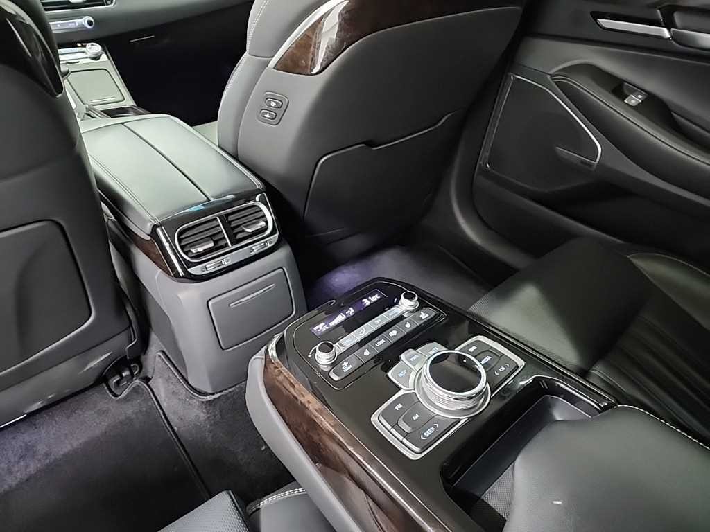 제네시스 G90 3.8 GDI AWD 프리미엄 럭셔리 이미지 13