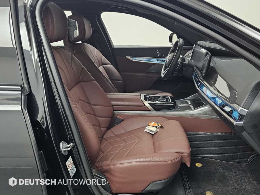 BMW 7시리즈 7시리즈 (G70) 740d xDrive M 스포츠 이미지 10