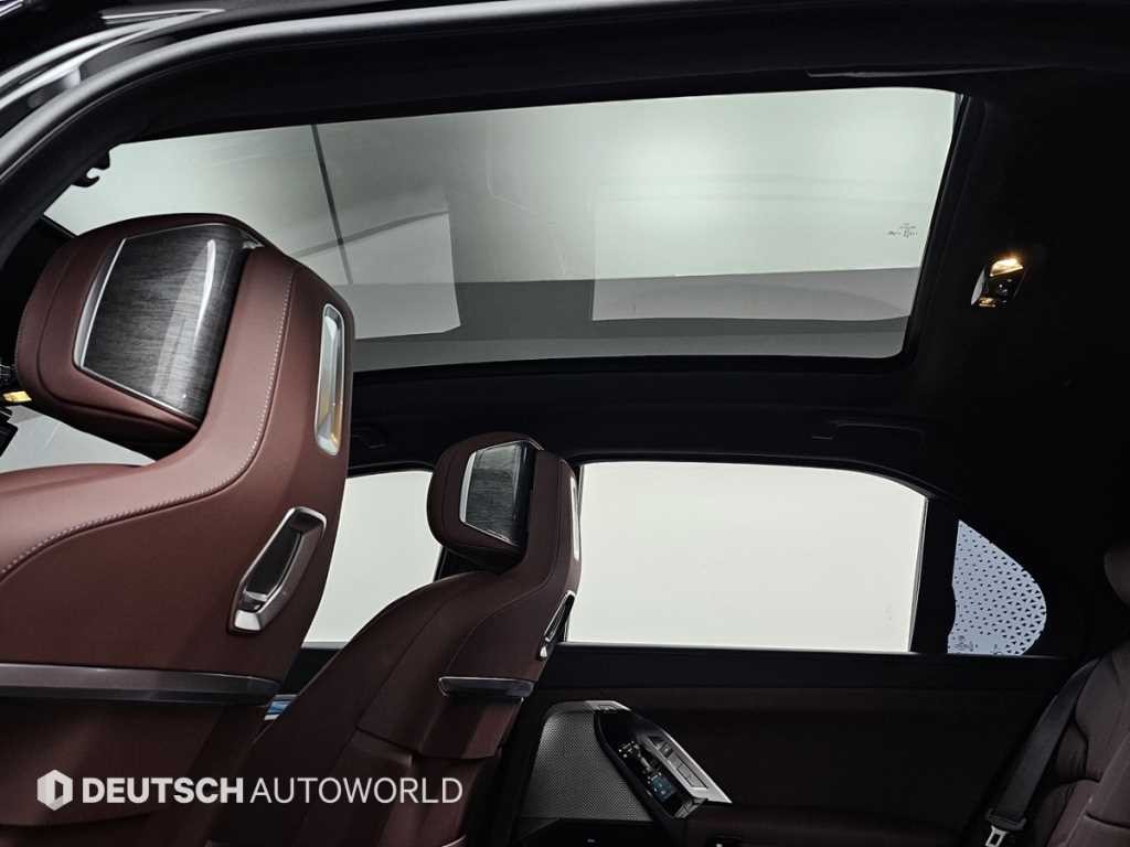 BMW 7시리즈 7시리즈 (G70) 740d xDrive M 스포츠 이미지 19