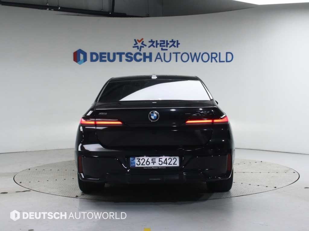 BMW 7시리즈 7시리즈 (G70) 740d xDrive M 스포츠 이미지 4