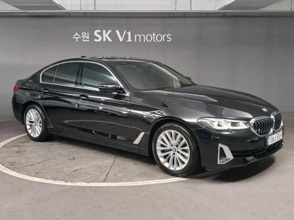 BMW 5시리즈 5시리즈 (G30) 520i 럭셔리 이미지 5