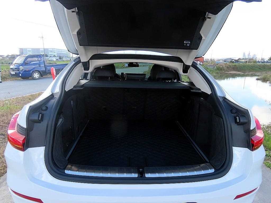 BMW X4 X4 (G02) xDrive 20i xLine 이미지 15