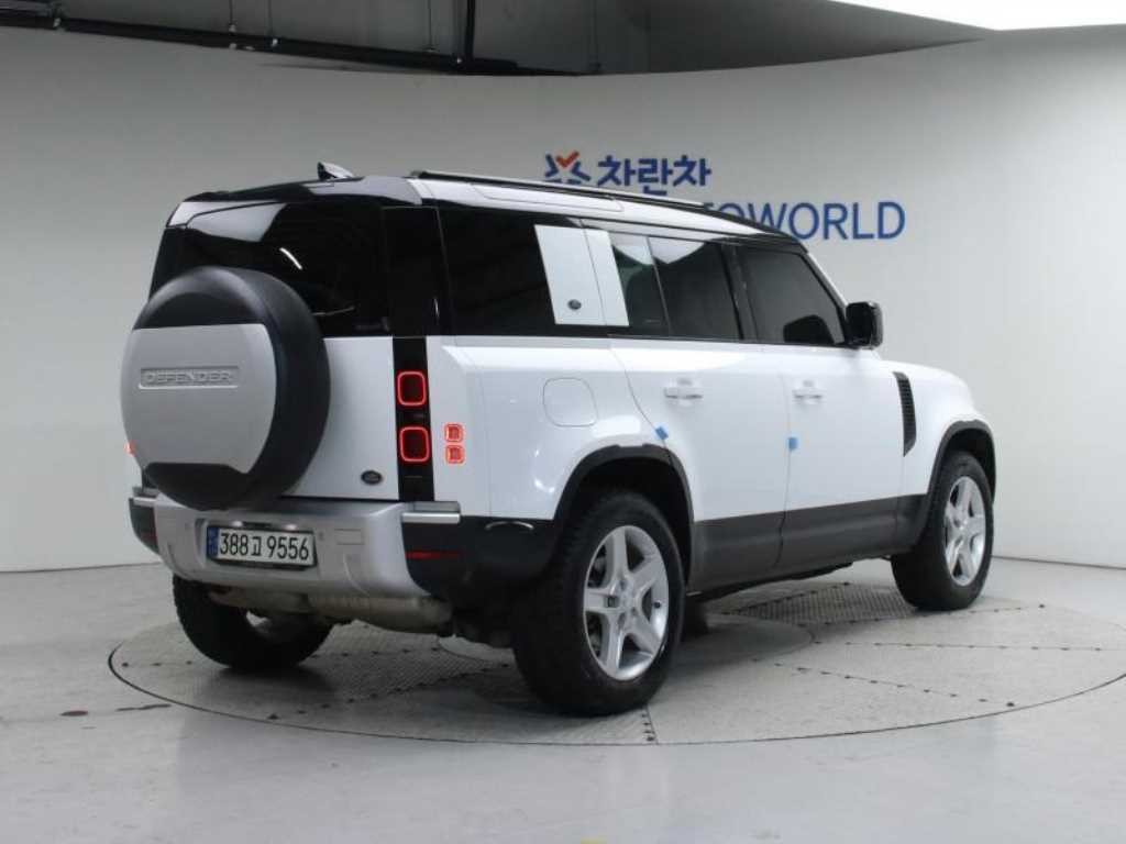 랜드로버 디펜더 디펜더 (L663) D240 SE 이미지 2