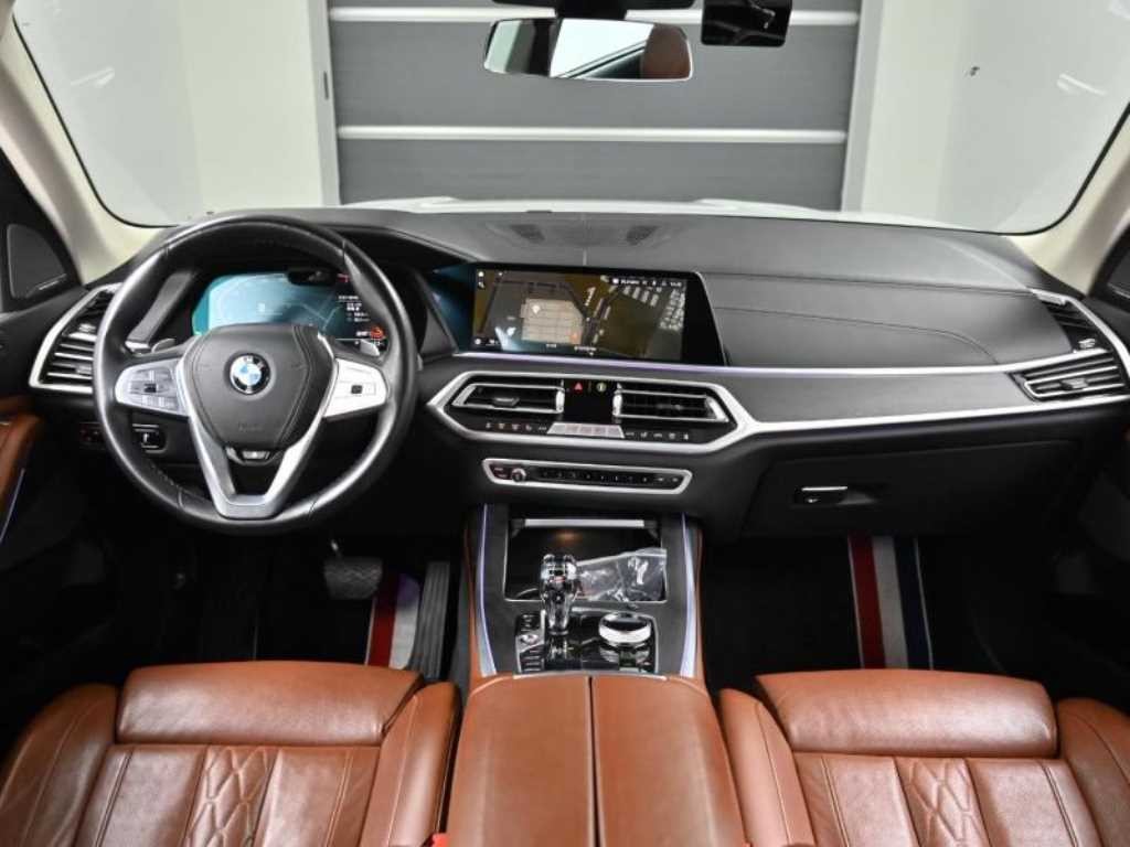 BMW X7 X7 (G07) xDrive 40i 디자인 퓨어 엑셀런스 6인승 이미지 1