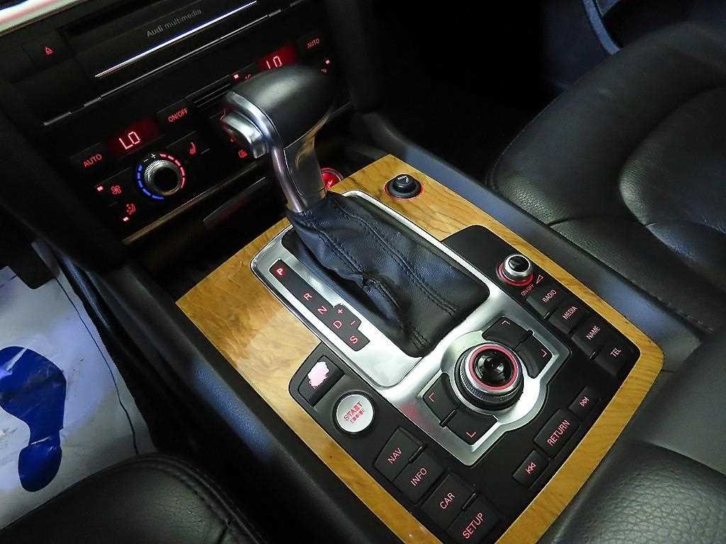 아우디 Q7 4.2 TDI 콰트로 이미지 12