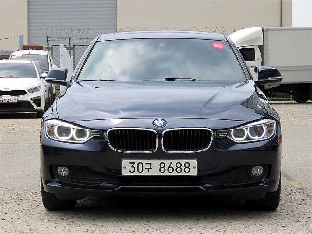 BMW 3시리즈 3시리즈 (F30) 320d 이미지 1