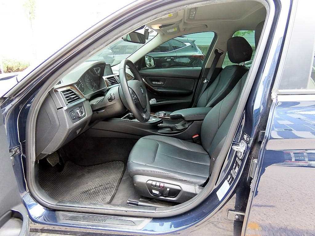 BMW 3시리즈 3시리즈 (F30) 320d 이미지 5