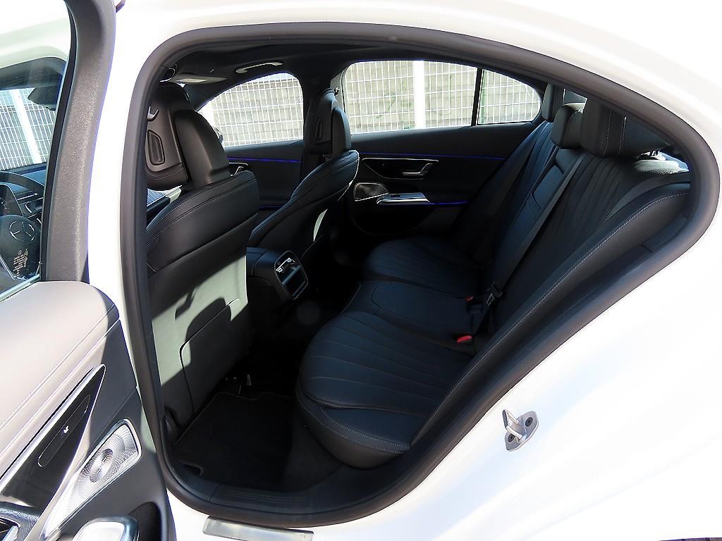 벤츠 E 클래스 E-클래스 W214 E350 e 4MATIC 익스클루시브 EQ 이미지 6