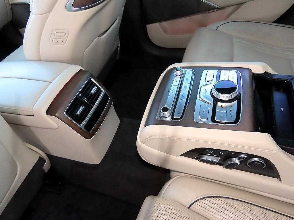 기아 K9 더 K9 3.8 GDI AWD 그랜드 플래티넘 이미지 16