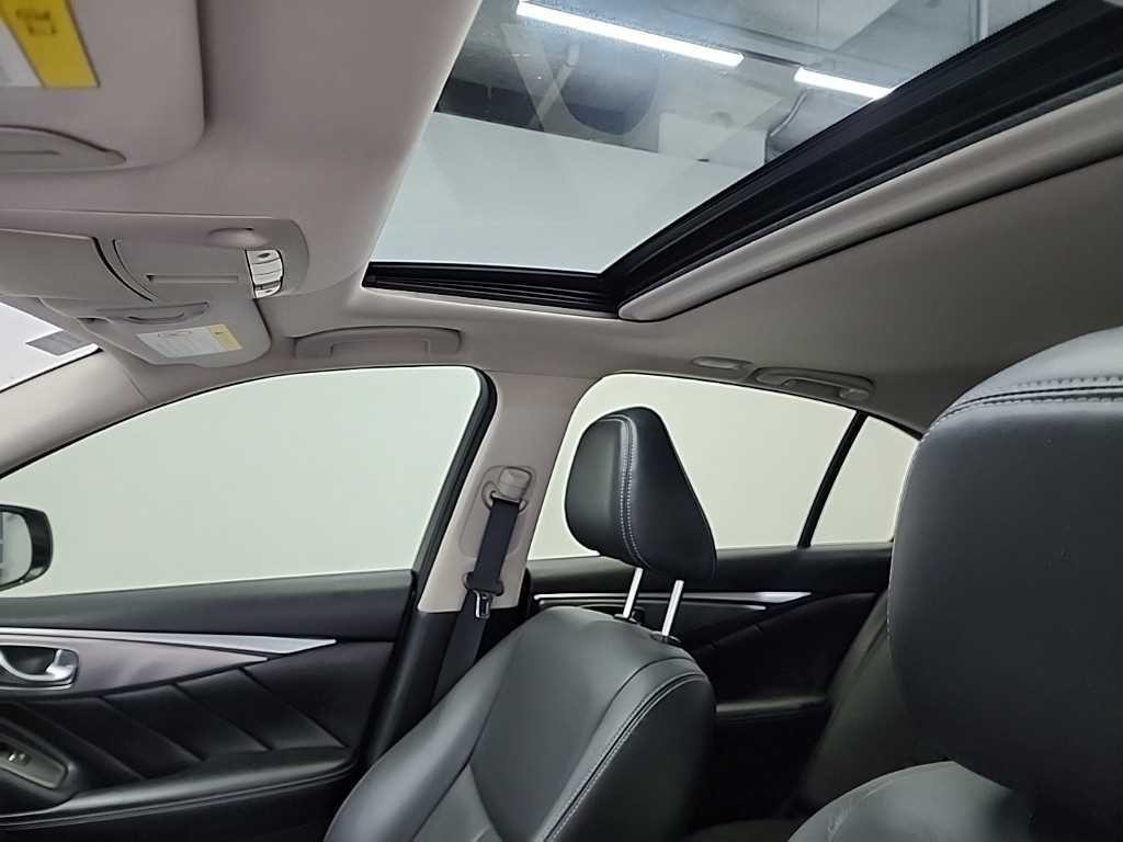 인피니티 Q Q50 2.2D 프리미엄 이미지 14