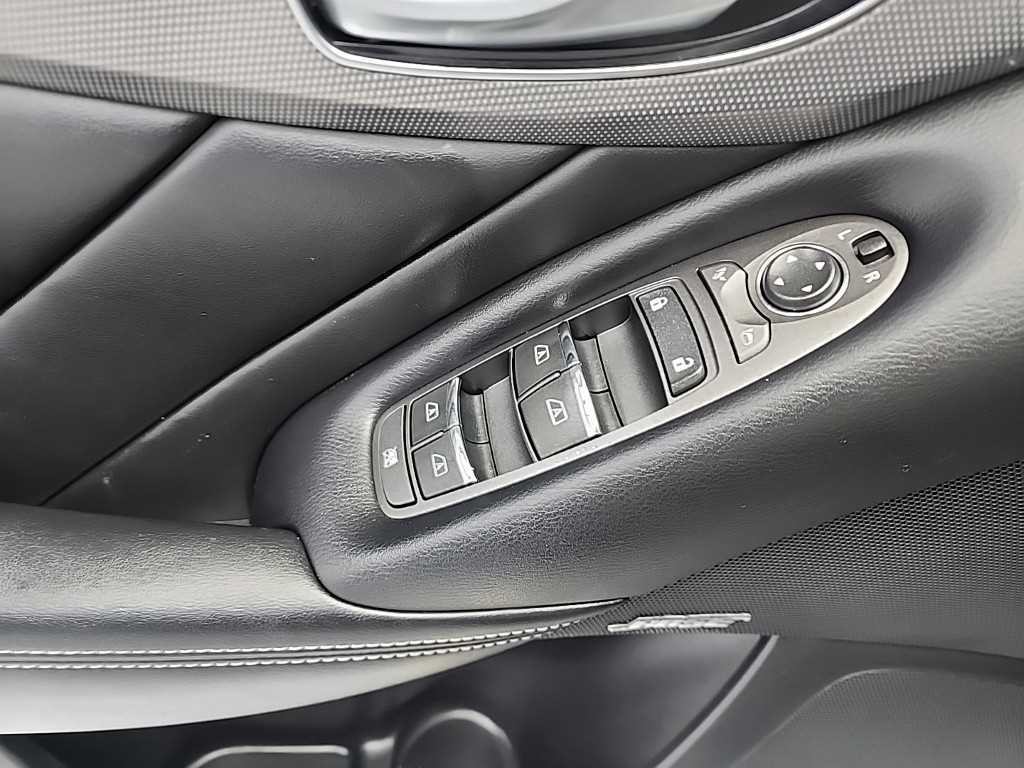 인피니티 Q Q50 2.2D 프리미엄 이미지 16
