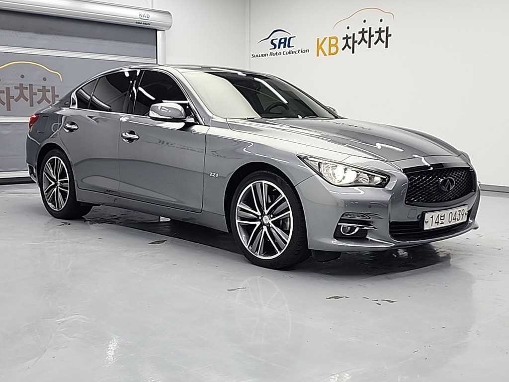 인피니티 Q Q50 2.2D 프리미엄 이미지 4
