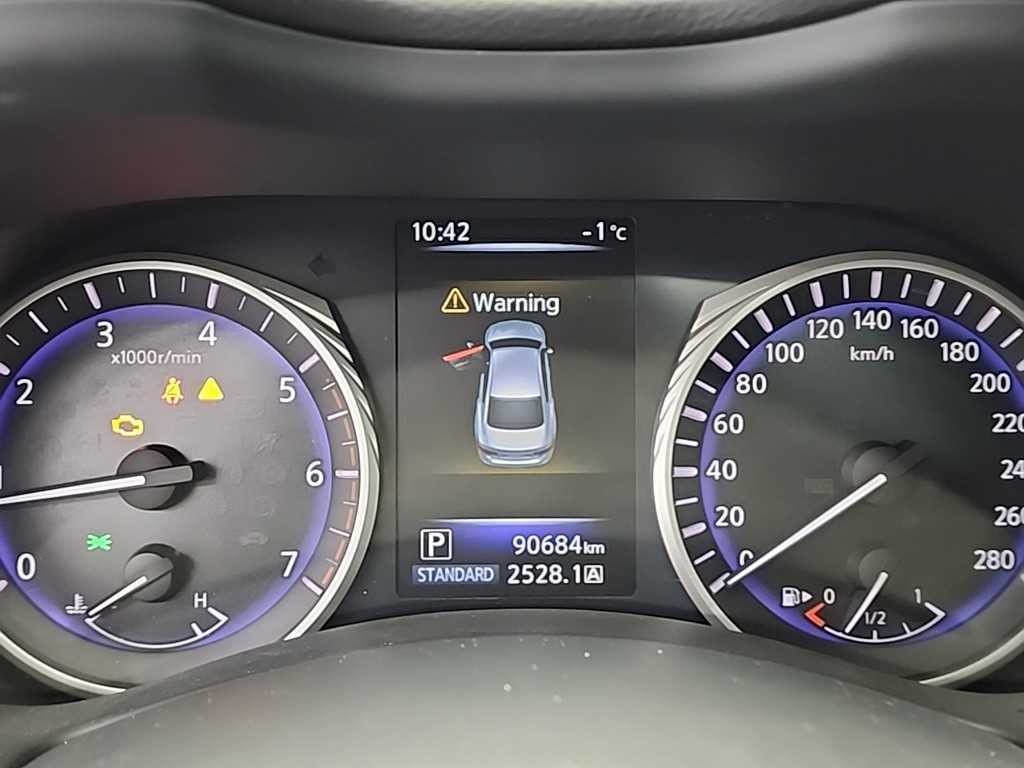 인피니티 Q Q50 2.2D 프리미엄 이미지 6