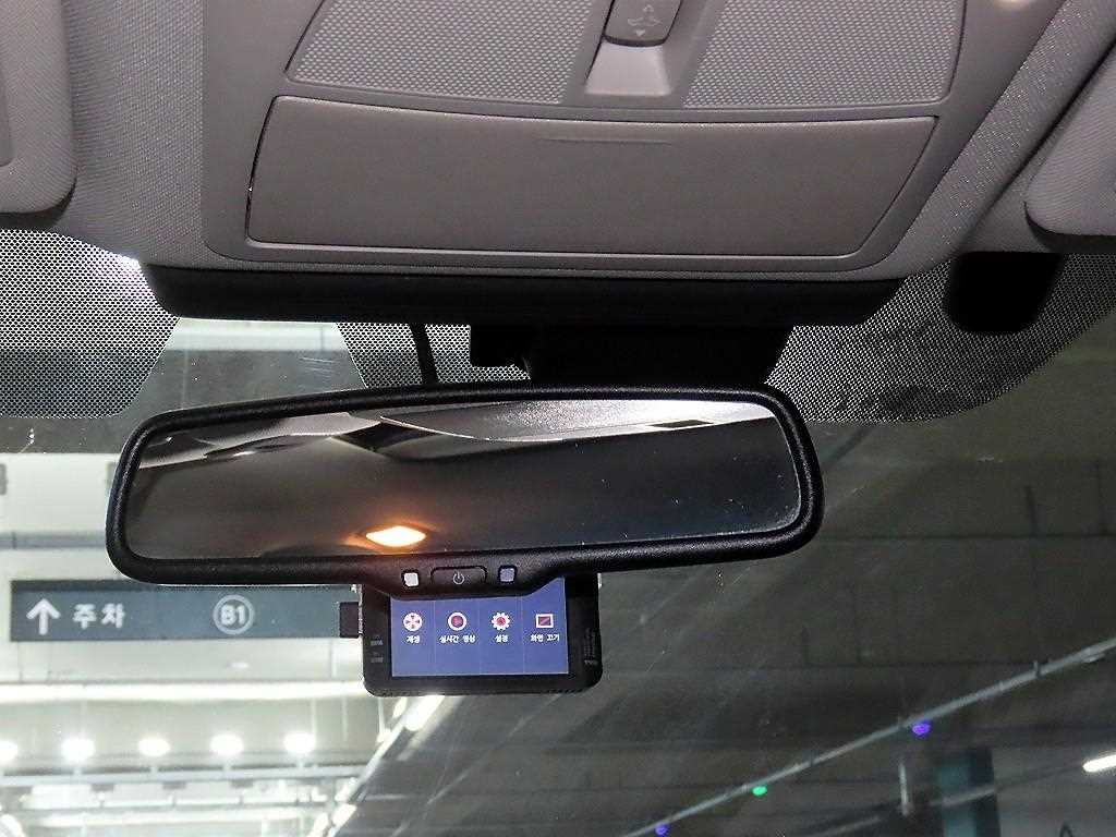 인피니티 Q Q50 2.2D 익스클루시브 이미지 17