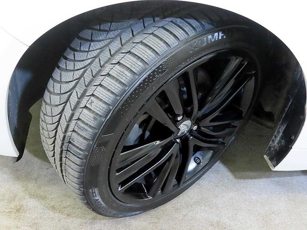 인피니티 Q Q50 2.2D 익스클루시브 이미지 20