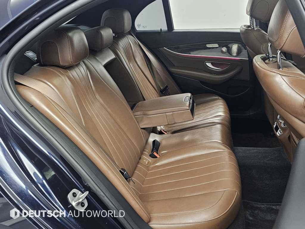 벤츠 E 클래스 E-클래스 W213 E450 4MATIC 익스클루시브 이미지 12