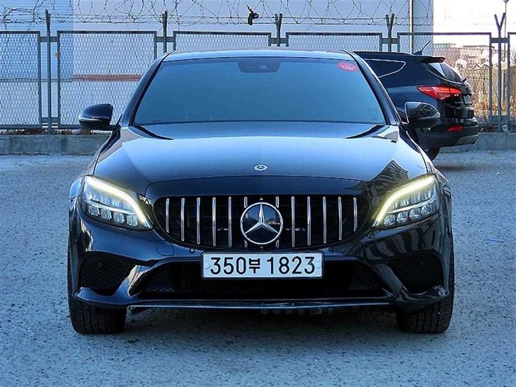 벤츠 C 클래스 C클래스 W205 C200 이미지 1