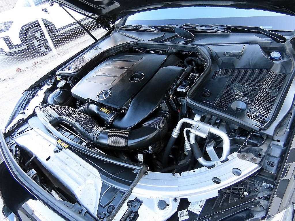 벤츠 C 클래스 C클래스 W205 C200 이미지 19