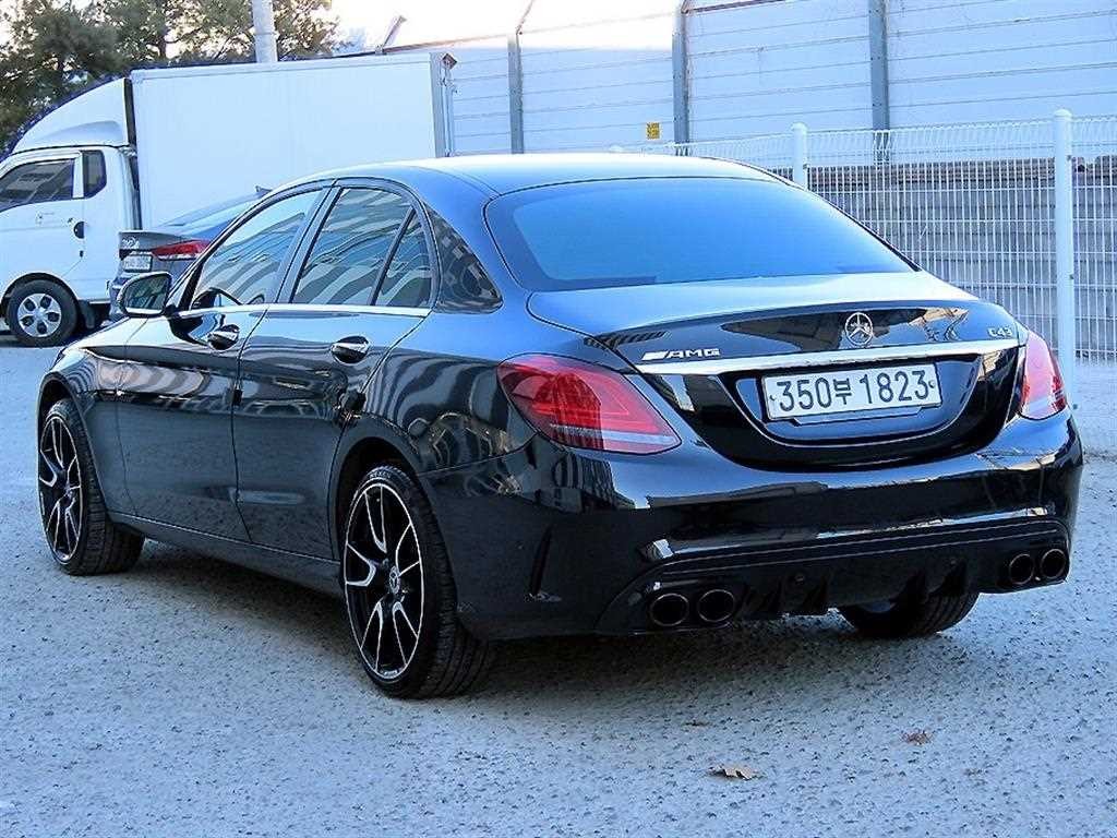 벤츠 C 클래스 C클래스 W205 C200 이미지 3