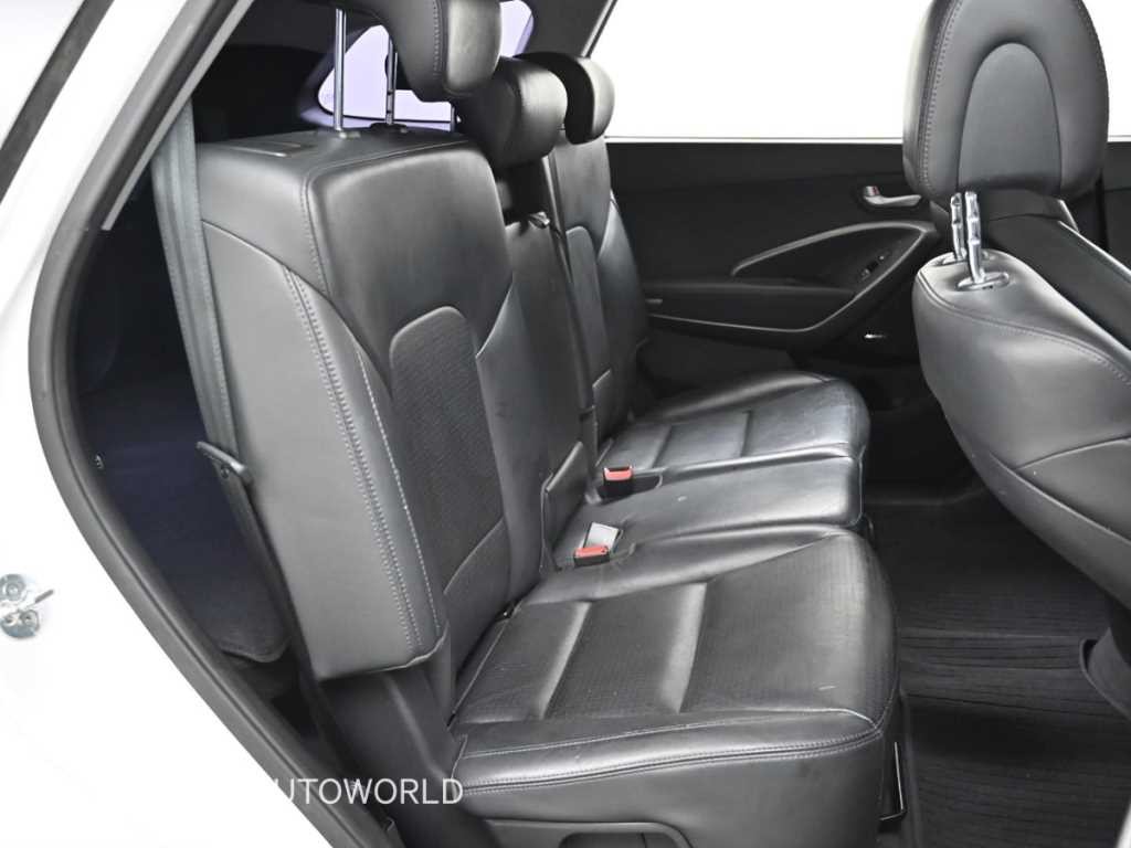 현대 맥스크루즈 R2.2 4WD 익스클루시브 이미지 12