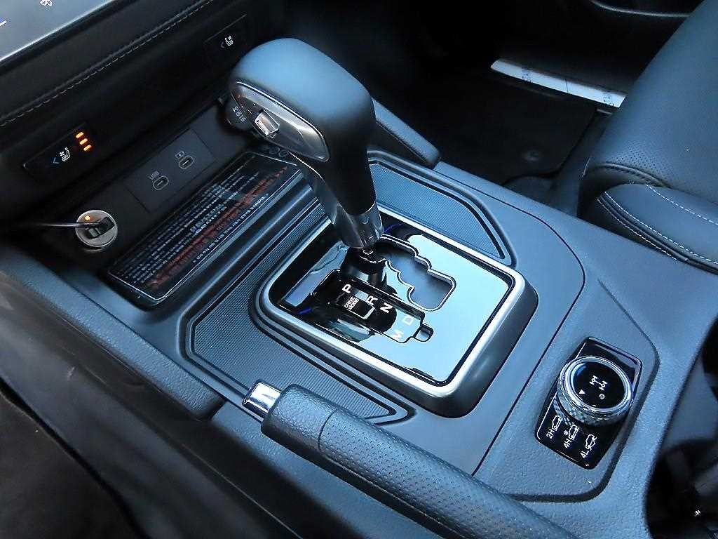 KG모빌리티(쌍용) 렉스턴 더 뉴 렉스턴 스포츠 칸 디젤 2.2 4WD 쿨멘 노블레스 이미지 11
