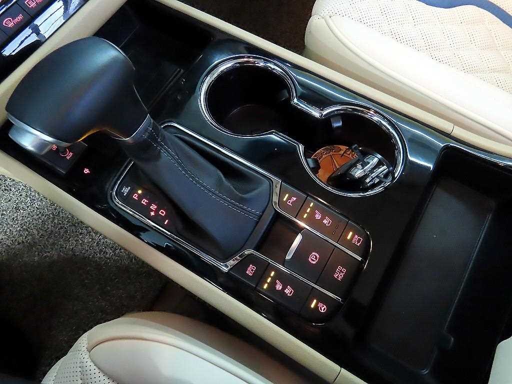 기아 카니발 더 뉴 카니발 가솔린 9인승 노블레스 스페셜 이미지 10