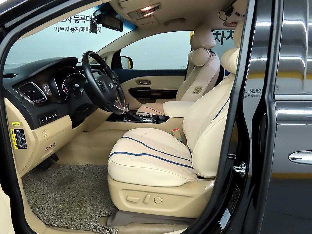 기아 카니발 더 뉴 카니발 가솔린 9인승 노블레스 스페셜 이미지 5