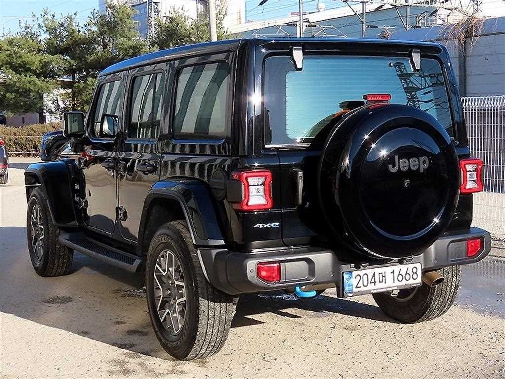지프 랭글러 랭글러 (JL) 2.0 오버랜드 4xe 4도어 파워 탑 이미지 3