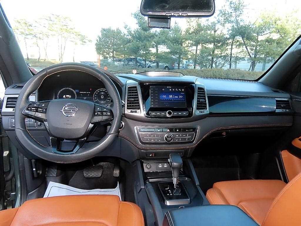 KG모빌리티(쌍용) 렉스턴 더 뉴 렉스턴 스포츠 칸 디젤 2.2 4WD 익스페디션 이미지 7