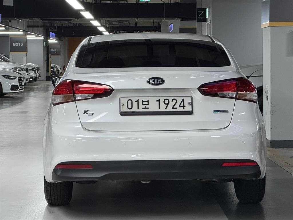 기아 K3 더뉴 K3 1.6 VGT 디럭스 이미지 4