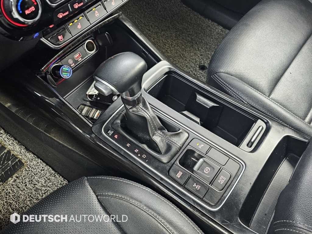 기아 쏘렌토 더 뉴 쏘렌토 가솔린 2.0 터보 4WD 노블레스 이미지 9