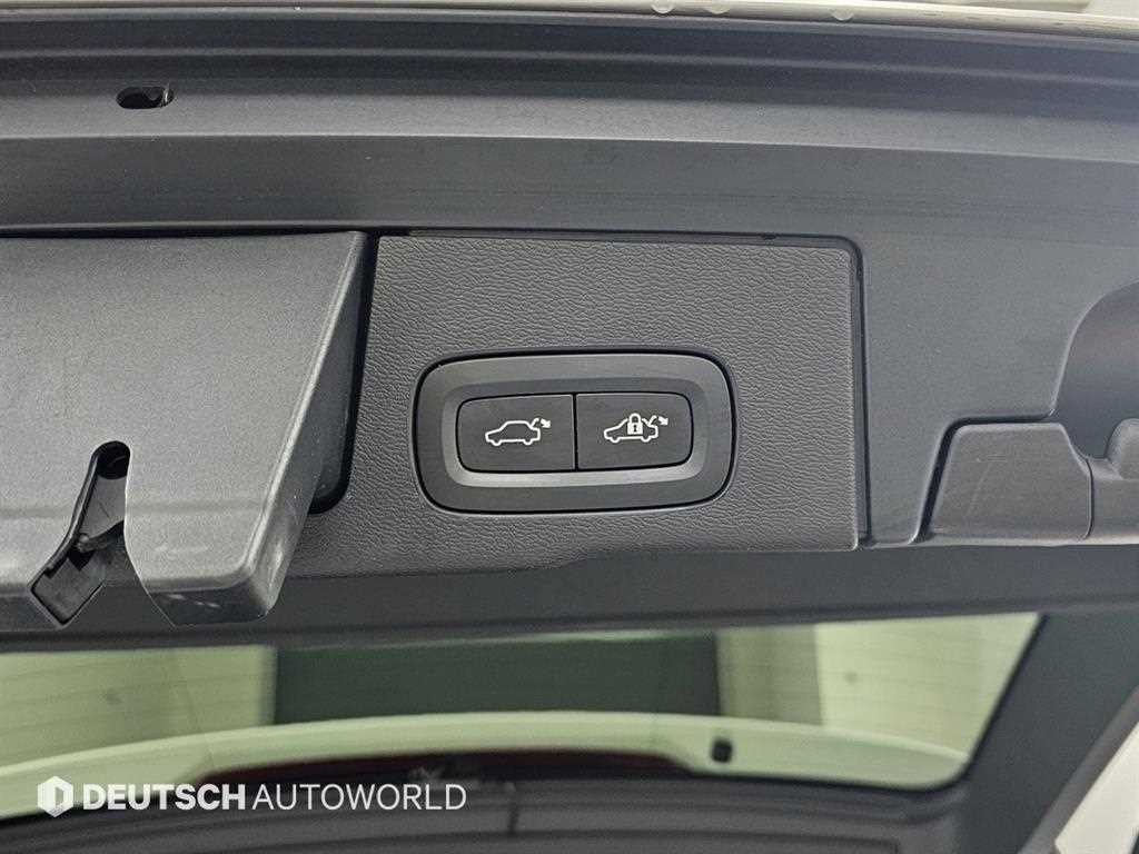 볼보 XC60 XC60(2세대) B5 AWD 인스크립션 이미지 20