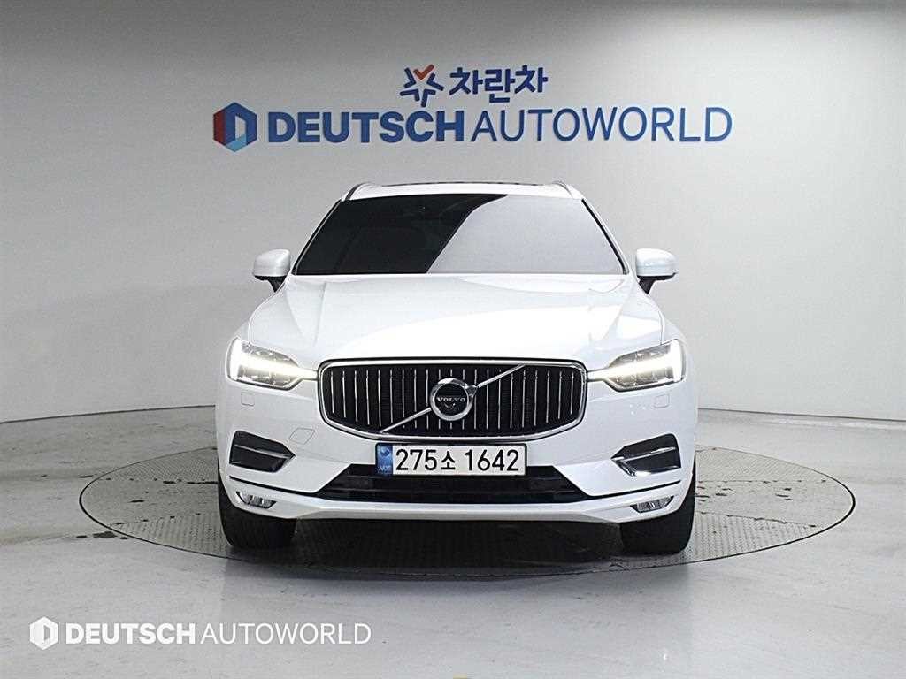 볼보 XC60 XC60(2세대) B5 AWD 인스크립션 이미지 3