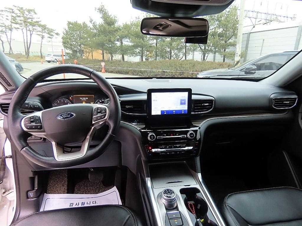 포드 익스플로러 익스플로러 6세대 2.3 AWD 리미티드 이미지 7