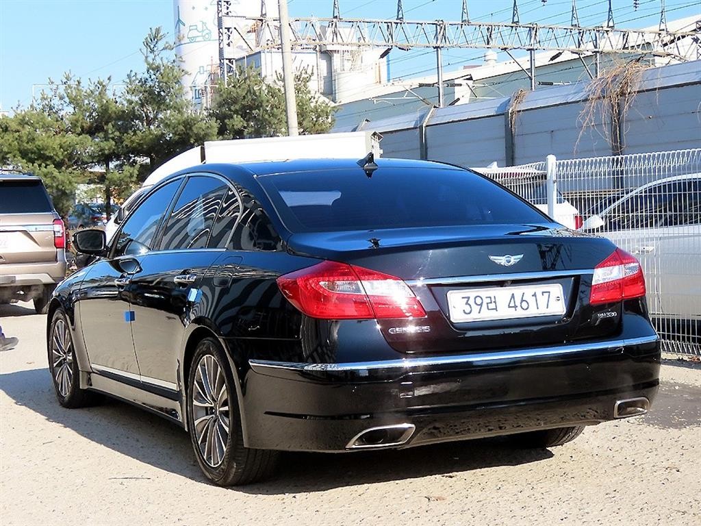 현대 제네시스 BH330 PREMIUM 스페셜 이미지 3