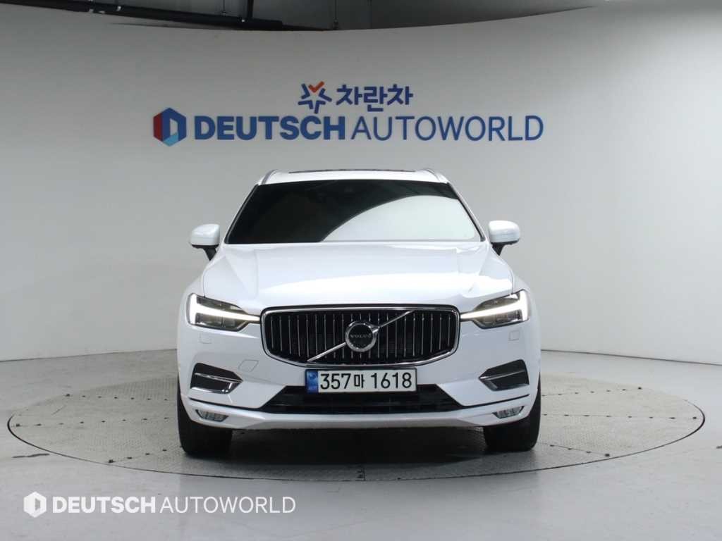볼보 XC60 XC60(2세대) B5 AWD 인스크립션 이미지 3