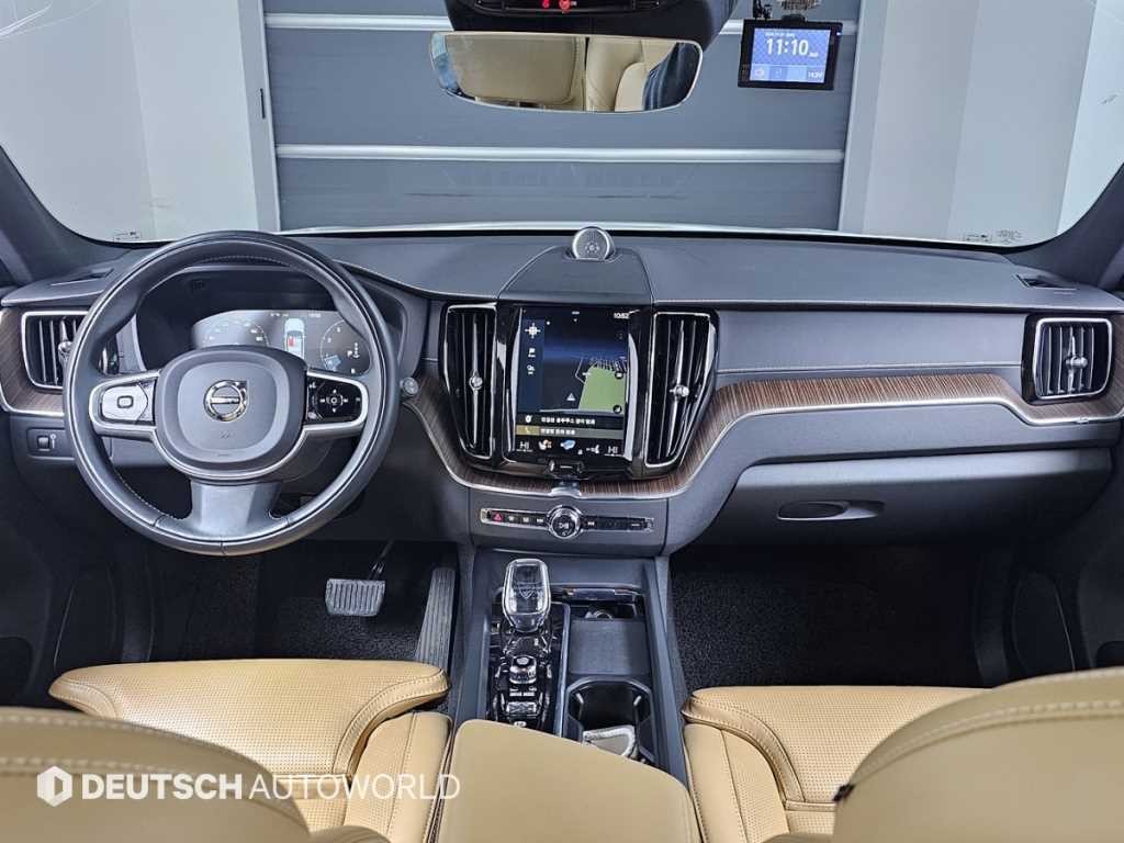 볼보 XC60 XC60(2세대) B5 AWD 인스크립션 이미지 7