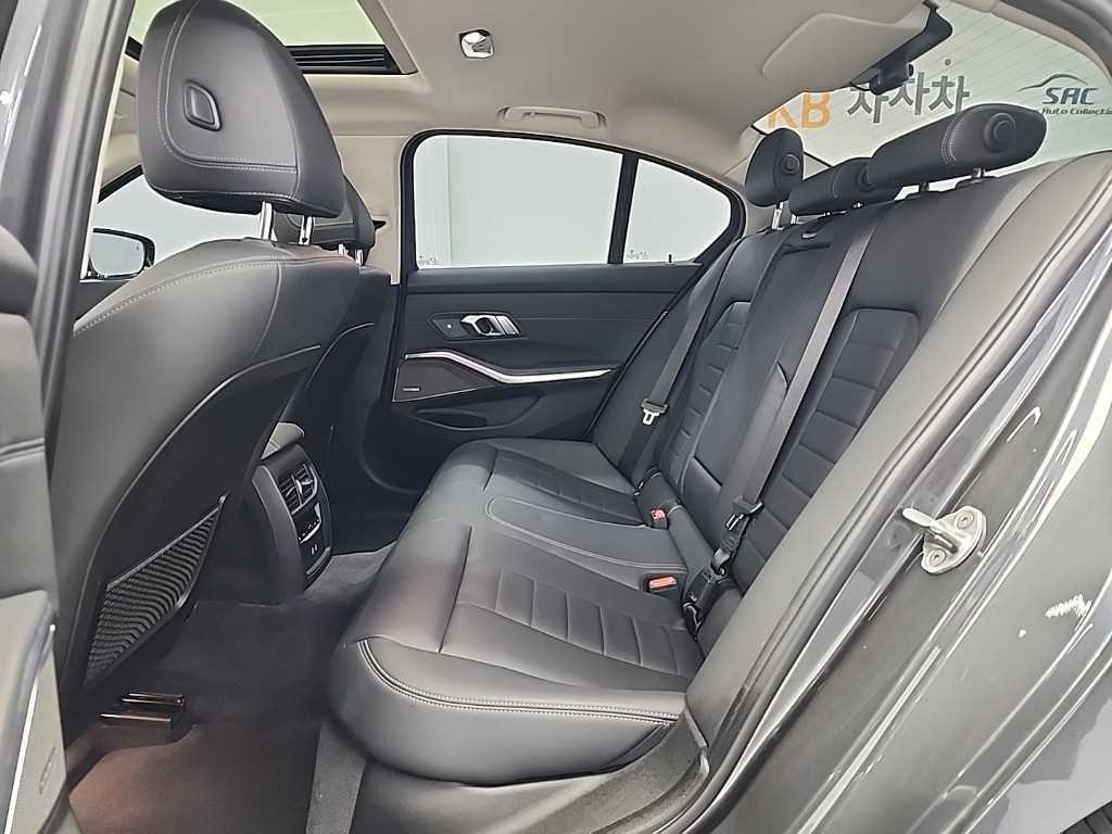 BMW 3시리즈 3시리즈 (G20) 330e 럭셔리 이미지 12