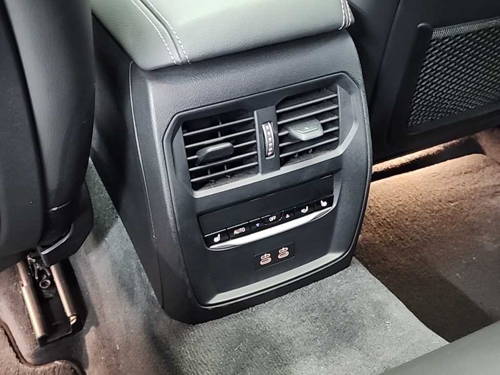 BMW 3시리즈 3시리즈 (G20) 330e 럭셔리 이미지 13