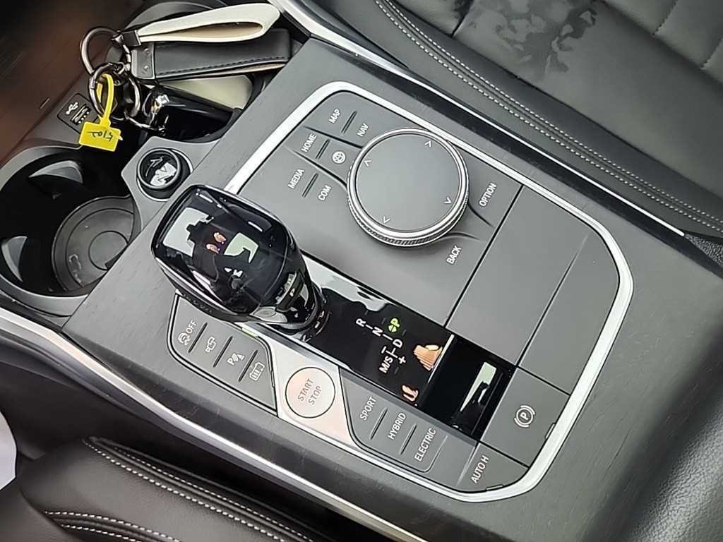 BMW 3시리즈 3시리즈 (G20) 330e 럭셔리 이미지 8