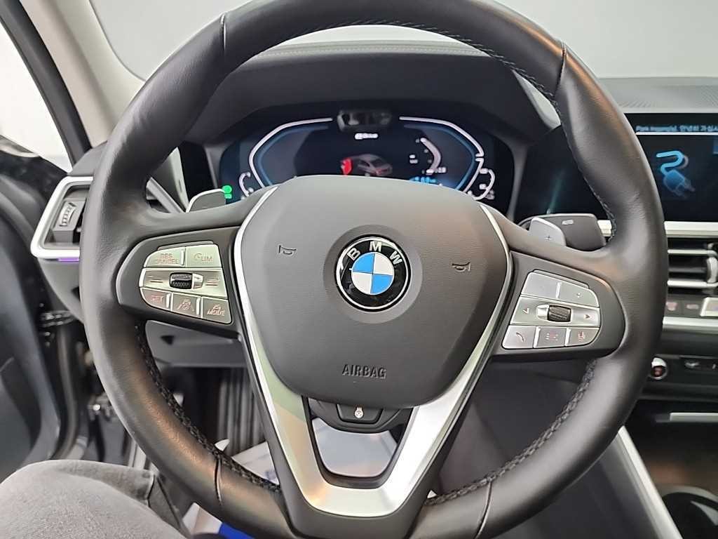 BMW 3시리즈 3시리즈 (G20) 330e 럭셔리 이미지 9