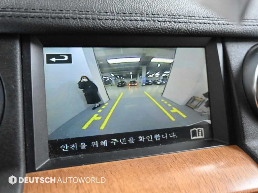 랜드로버 디스커버리 디스커버리4 3.0 SDV6 SE 이미지 15
