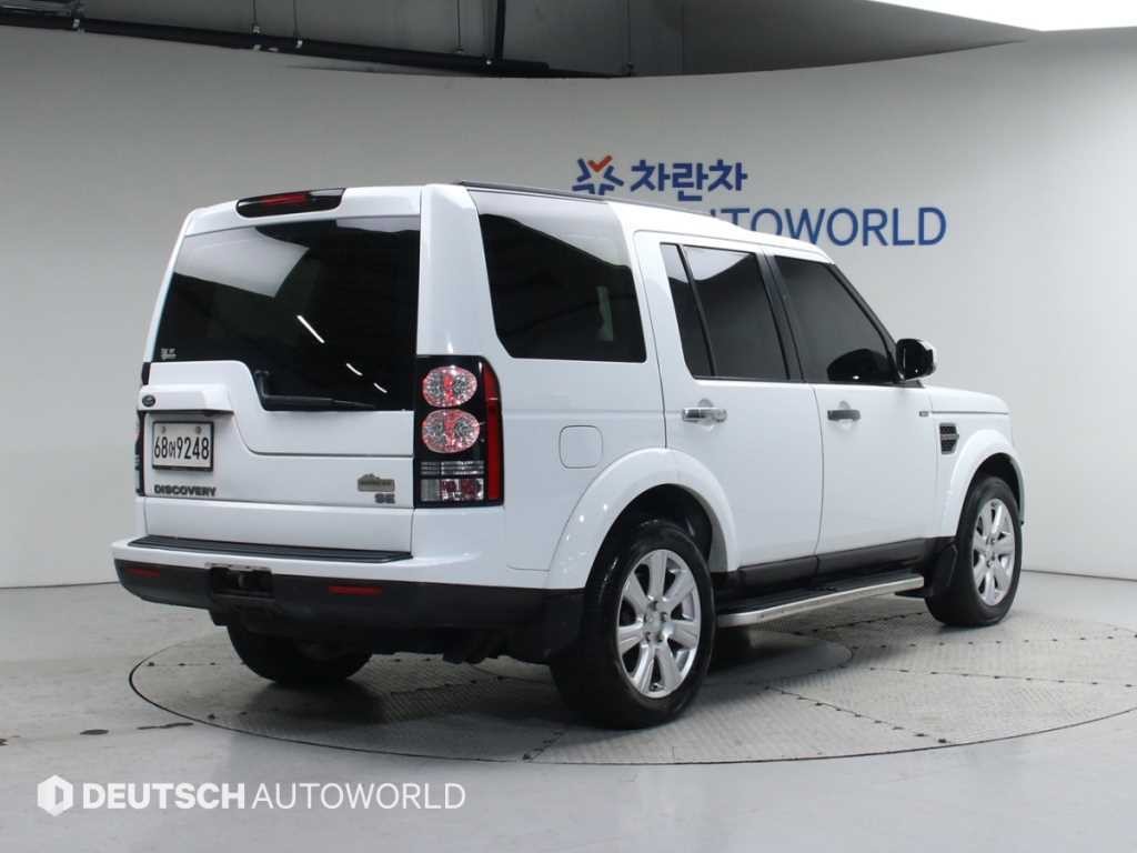 랜드로버 디스커버리 디스커버리4 3.0 SDV6 SE 이미지 2