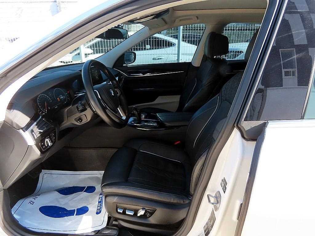 BMW 그란투리스모 6시리즈 GT (G32) 620d 럭셔리 이미지 5