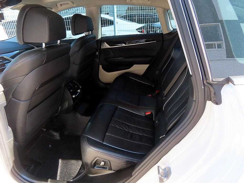 BMW 그란투리스모 6시리즈 GT (G32) 620d 럭셔리 이미지 6