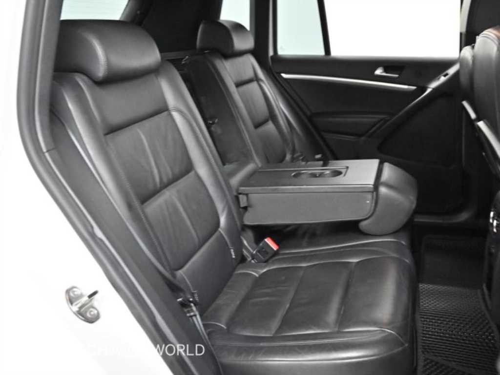폭스바겐 티구안 뉴티구안 2.0 TDI R-라인 이미지 12