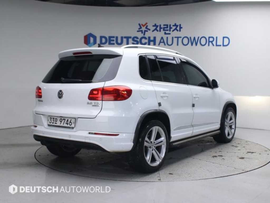 폭스바겐 티구안 뉴티구안 2.0 TDI R-라인 이미지 2