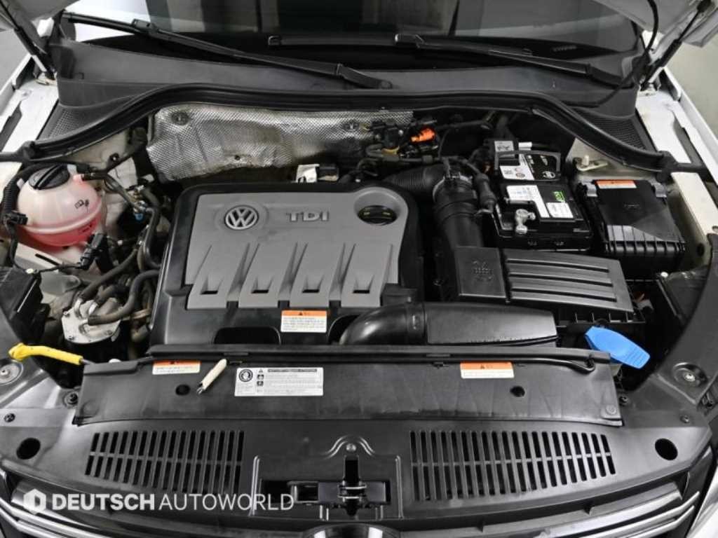 폭스바겐 티구안 뉴티구안 2.0 TDI R-라인 이미지 6