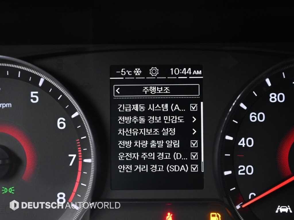KG모빌리티(쌍용) 티볼리 베리 뉴 티볼리 2WD 가솔린 1.5 V3 이미지 16