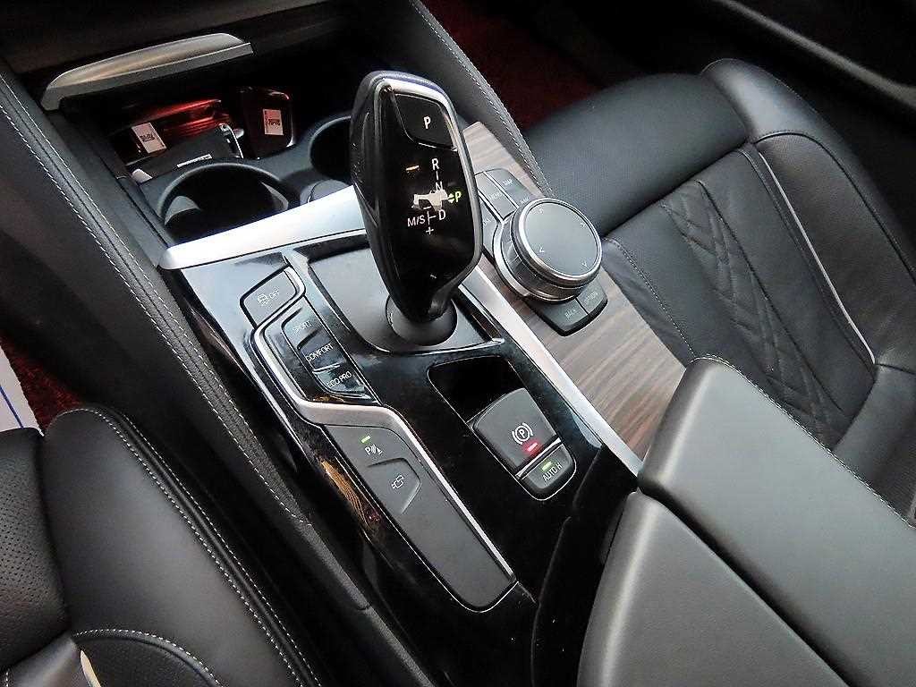 BMW 5시리즈 5시리즈 (G30) 530i M 스포츠 플러스 이미지 11